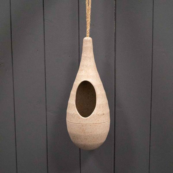 Earthy Chaff Hanging Roosting Pouch (25.2cm)-1